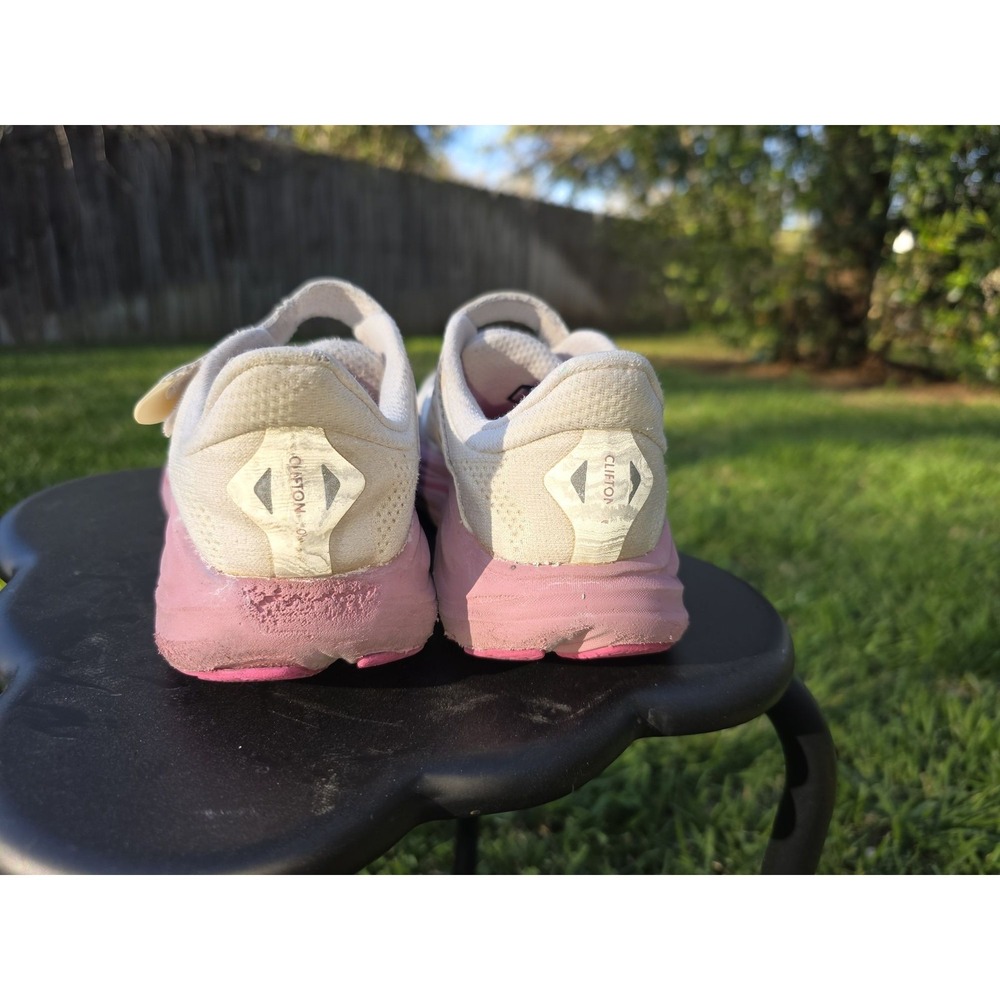 Hoka Clifton 10 Kids Rose Cream Running Shoes Youth Sz 2.5 - Picture 5 of 9